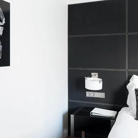 Inffinit Hotel 3*