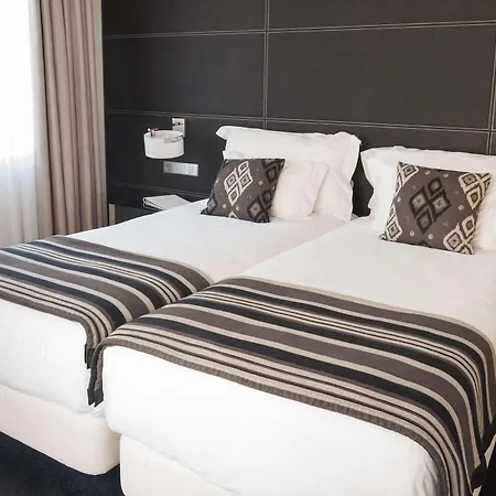 Inffinit Hotel 3*