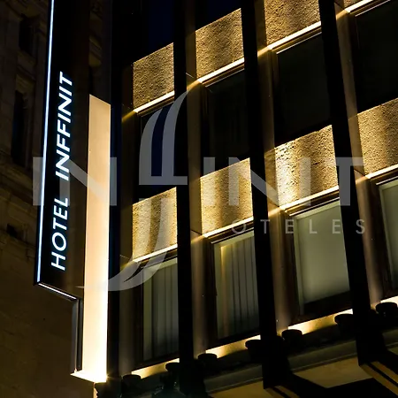 Inffinit Hotell Vigo
