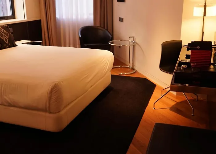 Hotel Inffinit Vigo