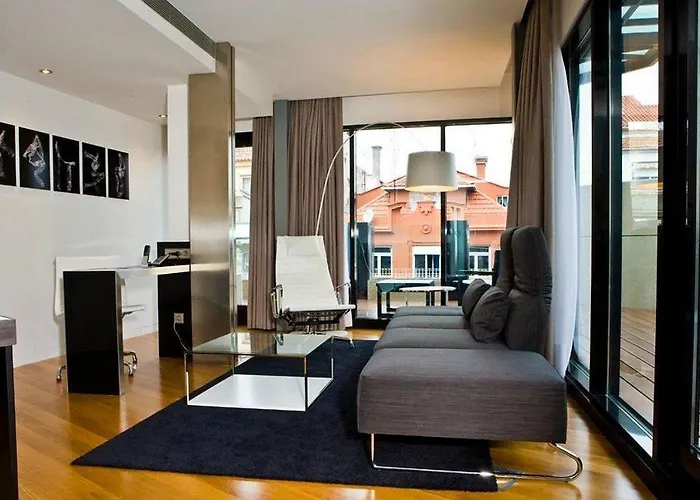 Inffinit Hotel