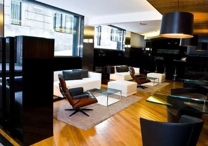 Inffinit Hotell Vigo