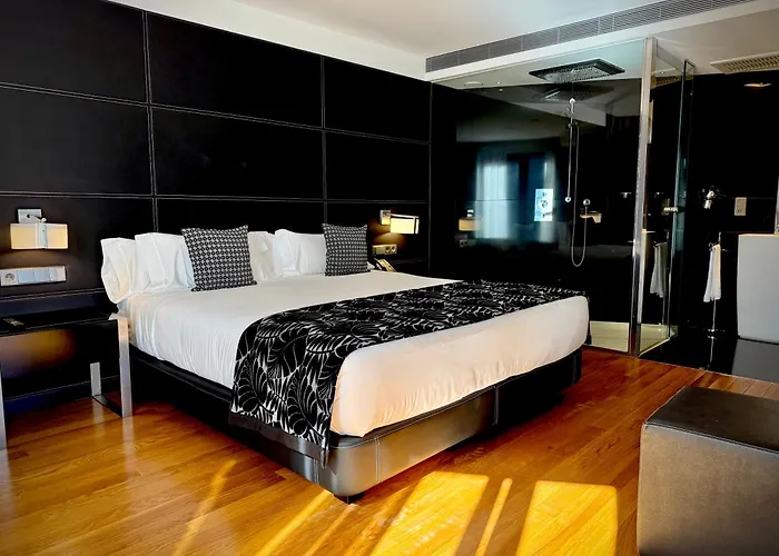 Inffinit Hotel