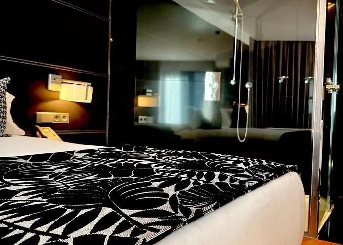 Inffinit Hotel 3*