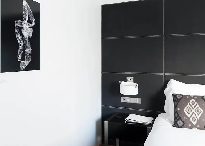 Inffinit Hotel