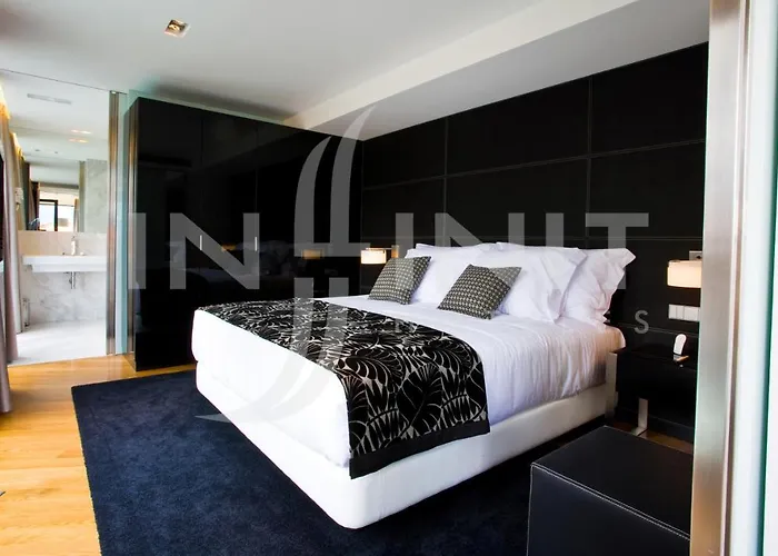 Inffinit Hotel 3*